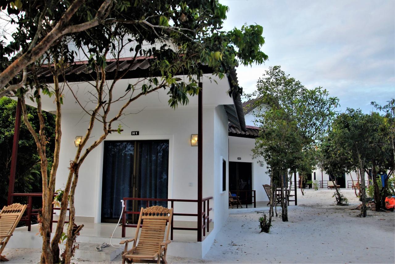 Home Stay Resort كوه رونغ ساملوم المظهر الخارجي الصورة