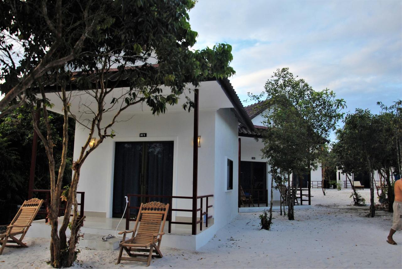 Home Stay Resort كوه رونغ ساملوم المظهر الخارجي الصورة