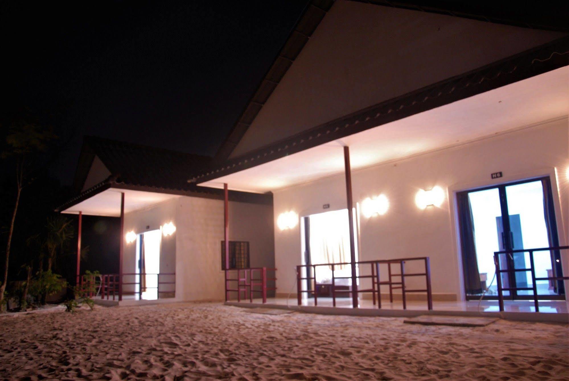 Home Stay Resort كوه رونغ ساملوم المظهر الخارجي الصورة